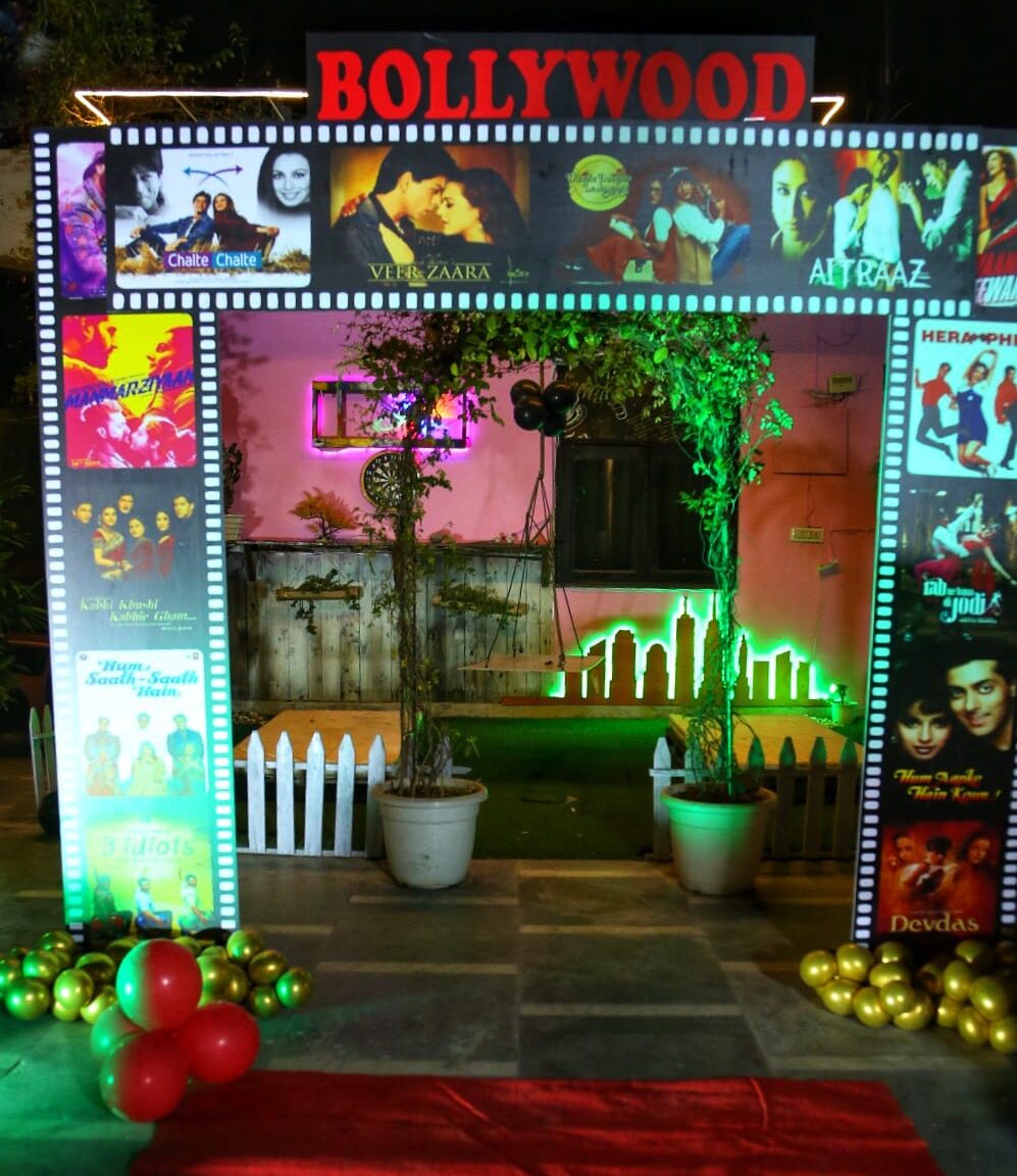 Bachelorette Party Decoration Services