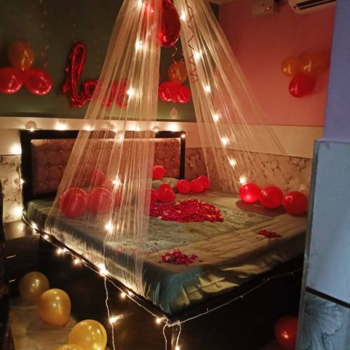 Surprise Canopy Decoration